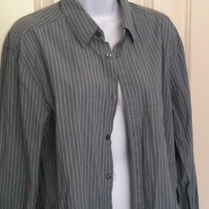 Mens H&M Gray/green Button Down